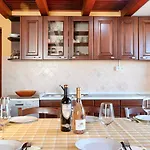 Beautiful Parenzana With Pool In Villa