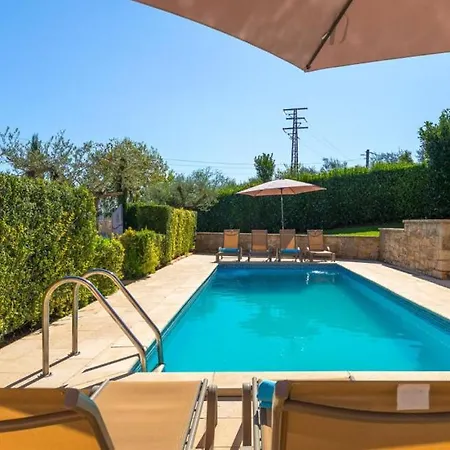 Βίλα Beautiful Parenzana With Pool In Vižinada