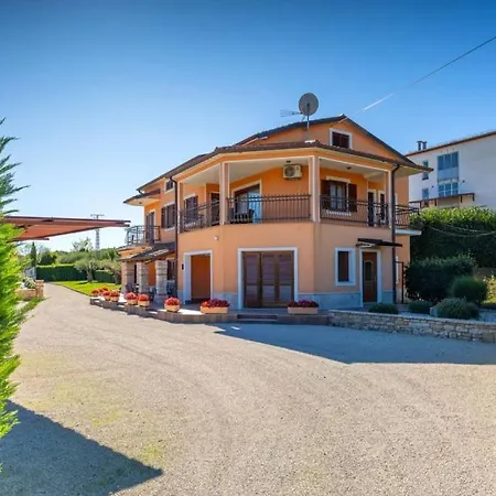 Beautiful Parenzana With Pool In Villa *